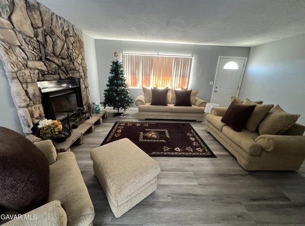 21107 73rd Street, California City, CA 93505