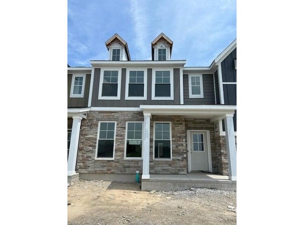 1603 Parkside Lane, Dyer, IN 46311