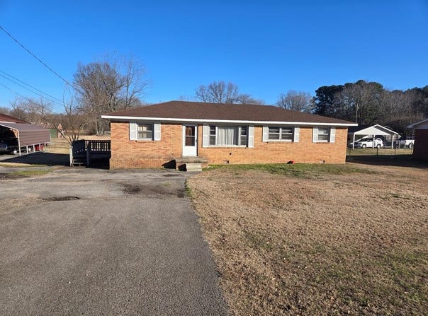 1105 HWY 77, PARIS, TN 38242