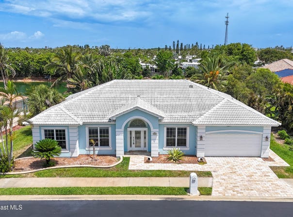 262 Sanibel Way, Melbourne Beach, FL 32951