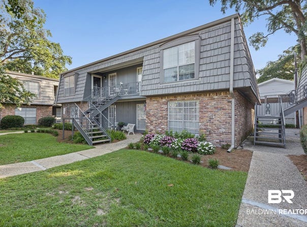 207 S Mobile Street, Fairhope, AL 36532
