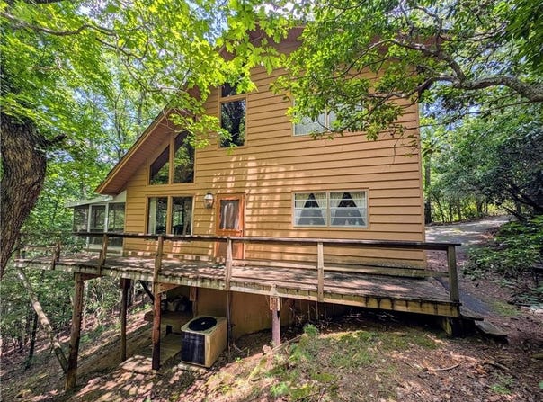 725 Blue Ridge Drive, Sautee Nacoochee, GA 30571