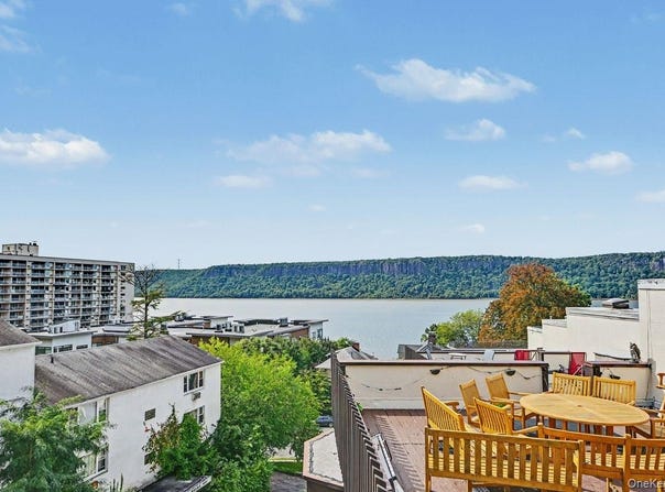 1200 Warburton Avenue, Yonkers, NY 10701