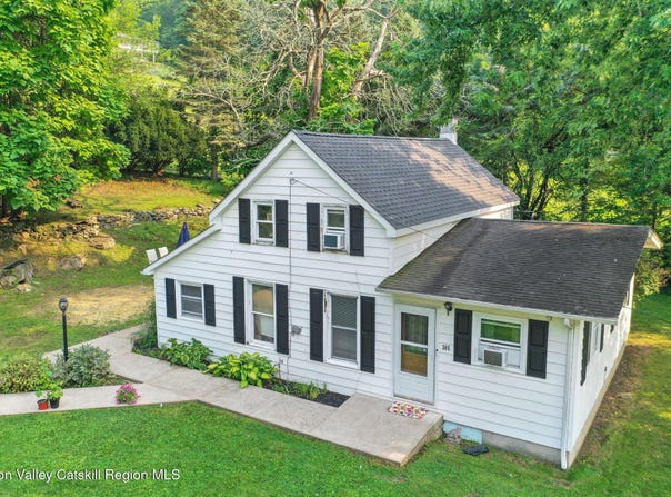 365 Crescent Avenue, Highland, NY 12528