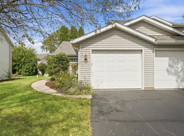 1954 David Drive, Chesterton, IN 46304