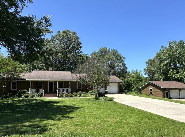 14348 Hidden Trails Circle, Dexter, MO 63841