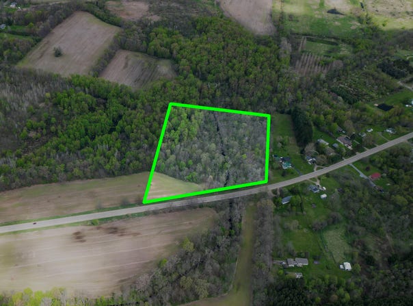 4 Bunkerhill Road, Jackson, MI 49201