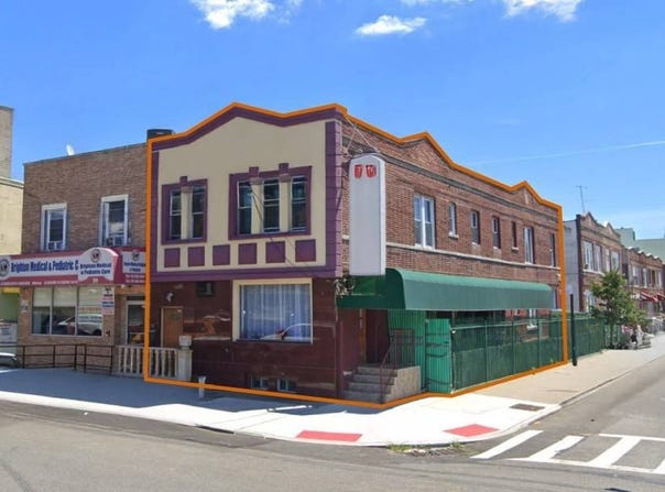 702 Banner Ave, Brooklyn, NY 11235