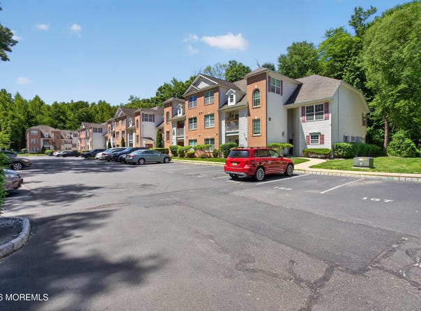1111 Morning Glory Drive, Monroe, NJ 08831