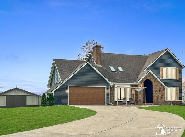 7872 S Huron River, South Rockwood, MI 48179