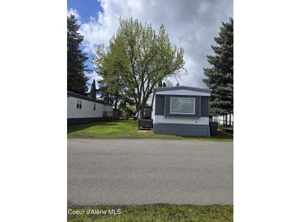 1952 E 12TH AVE, Post Falls, ID 83854