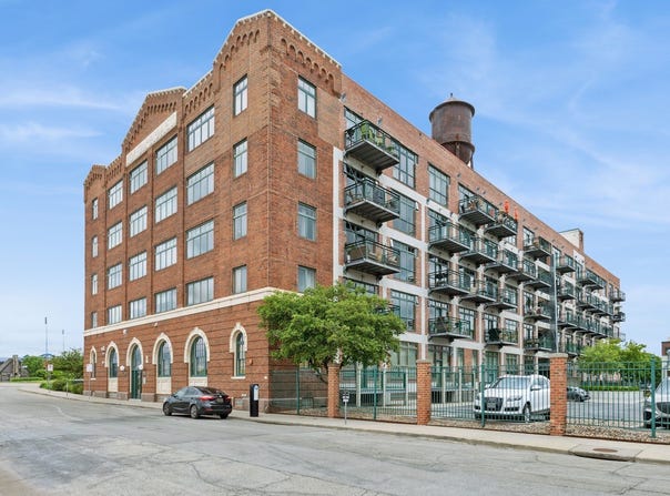100 Market Street unit: 222, Des Moines, IA 50309