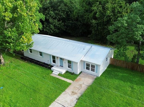 53 Bay Shore Dr, Apalachicola, FL 32320
