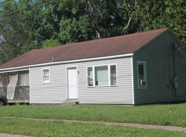 1116 N BRIDGE Street, Carbondale, IL 62901