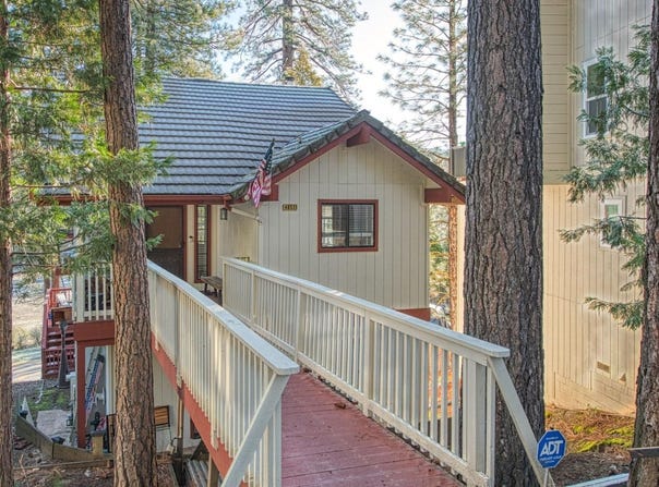 40531 Saddleback Road, Bass Lake, CA 93604