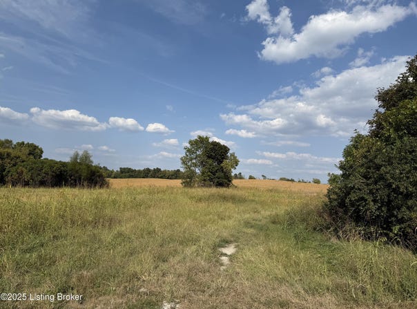 Clark Station Rd, Louisville, KY 40023