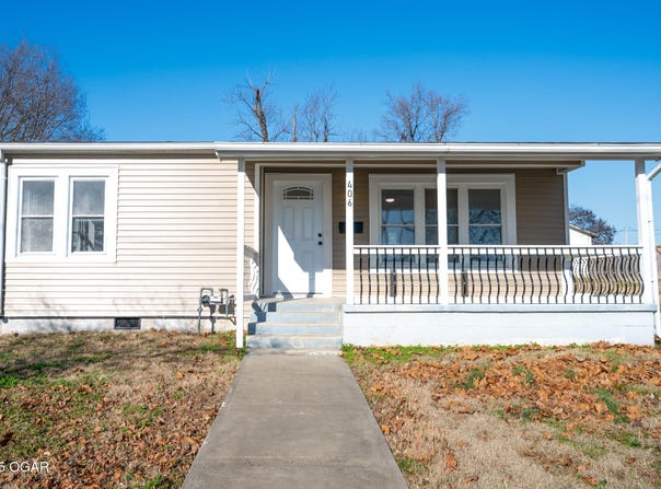 406 Maple Street, Greenfield, MO 65661