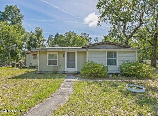 670 HILLSBOROUGH Avenue, Florahome, FL 32140