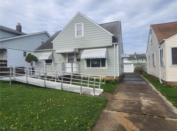 4824 E 86th Street, Garfield Heights, OH 44125