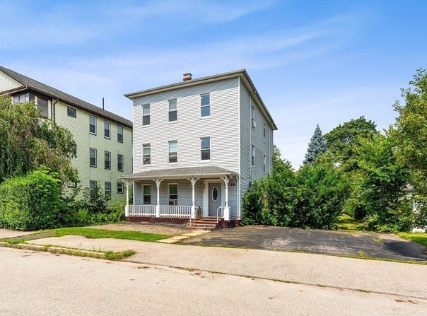 18 Fairbanks, Worcester, MA 01610