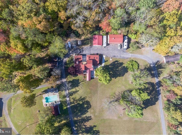 29 BOULDER ROAD, UPPER BLACK EDDY, PA 18972