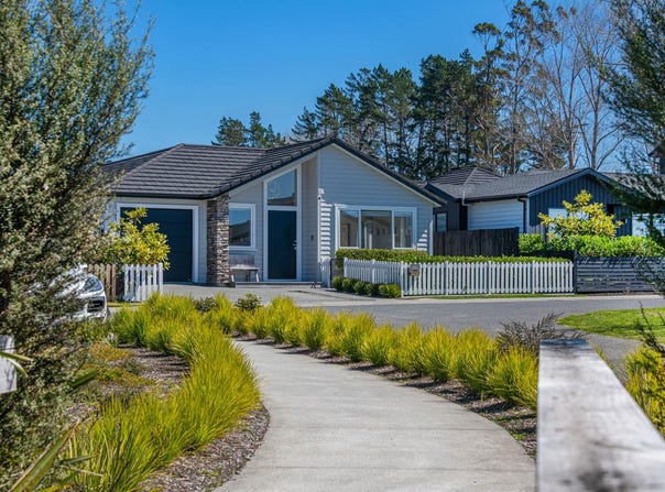 4 Kete Lane, Milldale, Rodney