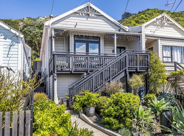 206 Sutherland Rd, Lyall Bay, Wellington House for Sale - realestate.com.au