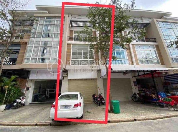 Nirouth, Chbar Ampov, Phnom Penh