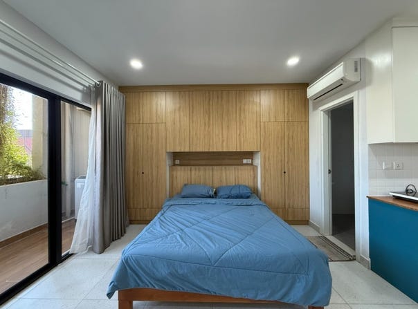 Boeung Prolit, 7 Makara, Phnom Penh