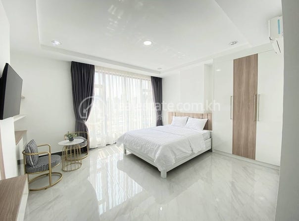 Boeung Prolit, 7 Makara, Phnom Penh