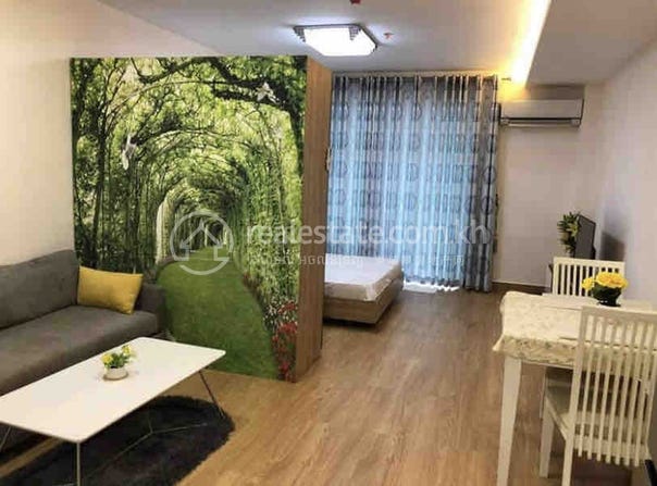 Boeung Prolit, 7 Makara, Phnom Penh