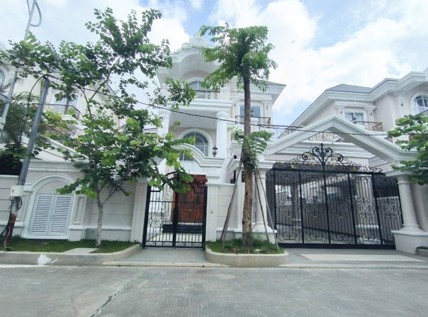 Kampong Samnanh, Ta Khmau, Kandal