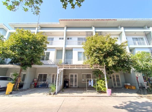 Nirouth, Chbar Ampov, Phnom Penh