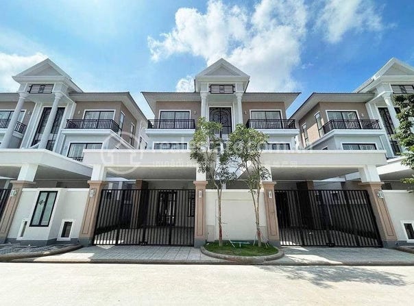 Nirouth, Chbar Ampov, Phnom Penh