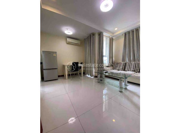 Boeung Prolit, 7 Makara, Phnom Penh