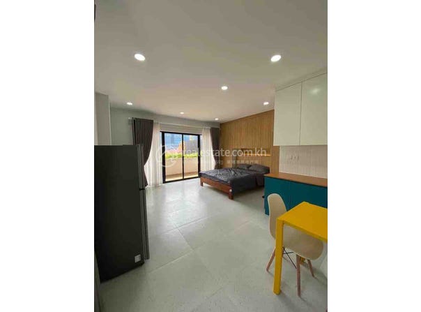 Boeung Prolit, 7 Makara, Phnom Penh