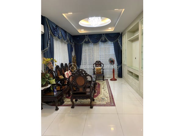 Nirouth, Chbar Ampov, Phnom Penh