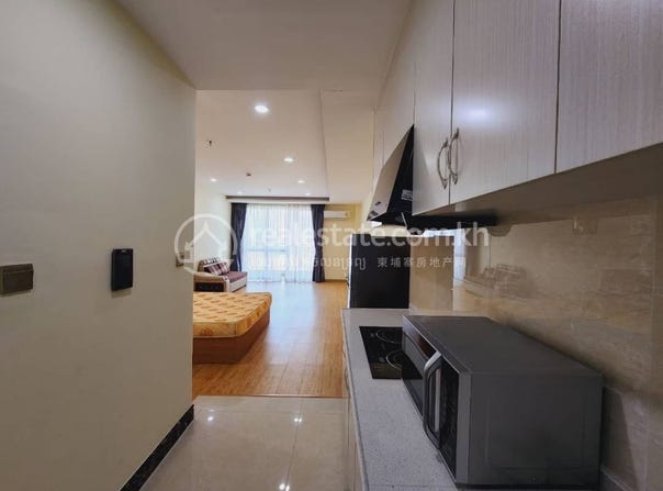 Boeung Prolit, 7 Makara, Phnom Penh