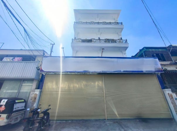 Boeung Prolit, 7 Makara, Phnom Penh