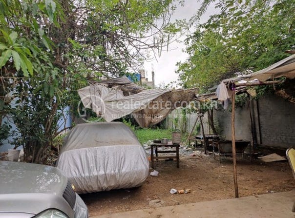 Kouk Roka, Prek Pnov, Phnom Penh