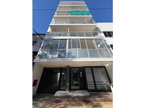 38 e/ 13 y 14 916, La Plata, La Plata, GBA Sur,, 