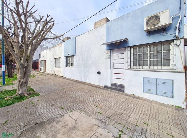 69 e/ 27 y 28 1632, La Plata, La Plata, GBA Sur, 1900, 1900