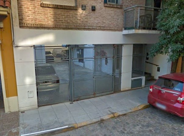 Córdoba al 2500, Olivos - Vías a Maipú - Gran Bs. As. Norte, Buenos Aires