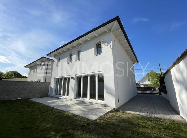 Kapellerfeld, Lower Austria 2201
