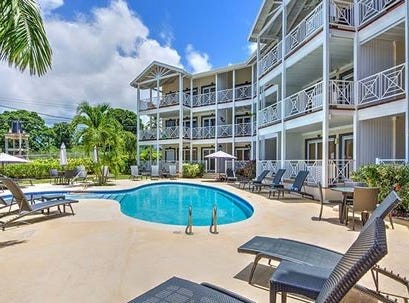 Lantana, Weston, Saint James