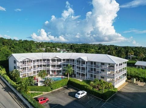 Lantana, Weston, Saint James