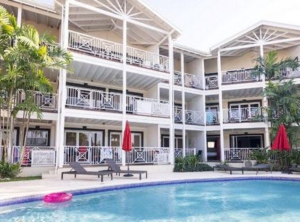 Lantana, Weston, Saint James