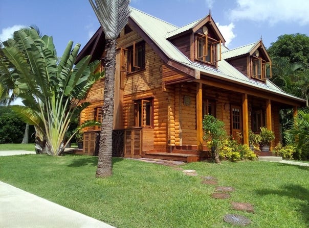 Hakuna Matata, Holetown, Saint James