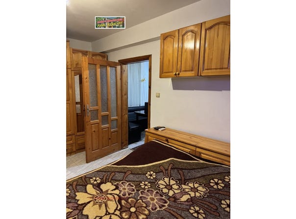 Идеален център/Idealen centar, Монтана, Montana Province