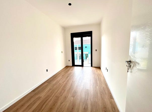 11 Gênova, Palhoça, SC 88132153
